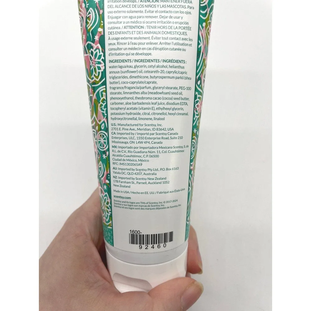Scentsy Water Lily And Bergamot Body Cream‎ 8oz Aloe Sunflower Oil Spa Pampering